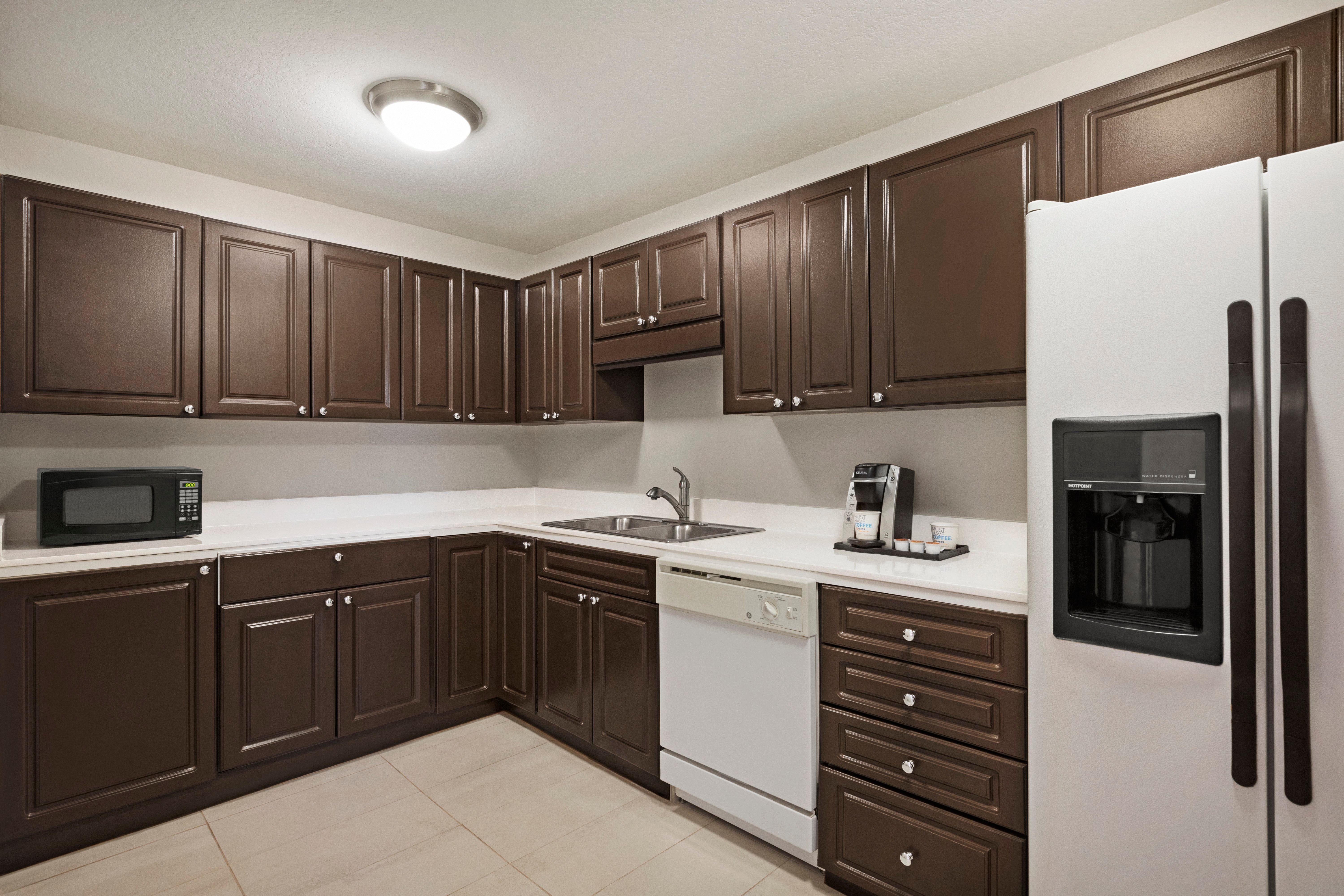 Holiday Inn Express & Suites Sarasota East By Ihg Vamo Exterior photo